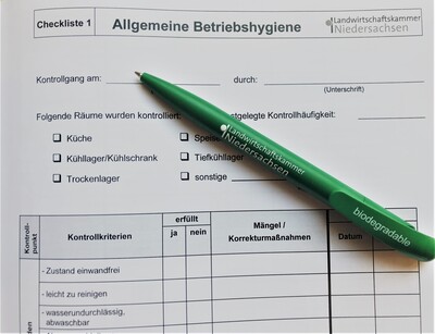 Betriebliche Eigenkontrollle - © LWK Niedersachsen /media/media/A673C431-EF7C-FC3B-0A17953EBDD9D923.jpg