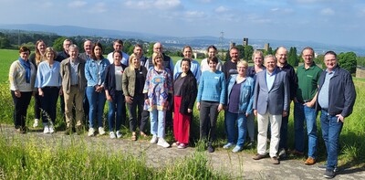 Arbeitnehmerberater/innen der Landwirtschaftskammern aus Niedersachsen, Nordrhein-Westfalen, Rheinland-Pfalz, Schleswig-Holstein sowie vom Landesbetrieb Landwirtschaft Hessen - © Rainer Göhl / Landwirtschaftskammer Rheinland-Pfalz Arbeitnehmerberater/innen der Landwirtschaftskammern aus Niedersachsen, Nordrhein-Westfalen, Rheinland-Pfalz, Schleswig-Holstein sowie vom Landesbetrieb Landwirtschaft Hessen