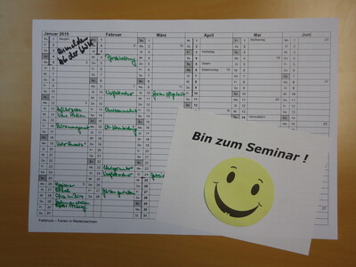 Kalender mit Weiterbildungsterminen - © Marianne Riecke Kalender mit Weiterbildungsterminen