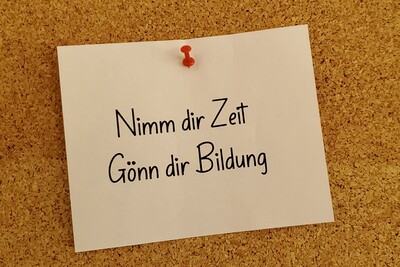 Pinnwand Bildung - © Yvonne Konersmann Pinnwand Bildung