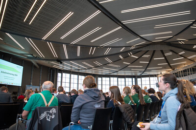 Rund 650 Besucherinnen und Besucher folgten der Einladung ins Convention Center auf dem Messegelände in Hannover.