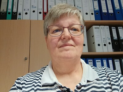 Kerstin Ohlmeier liebt Büroarbeit. - © Kerstin Ohlmeier Kerstin Ohlmeier