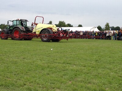 Feldtag 2.015 am 18.06.15 in Borwede - © Axel Blees Feldtag 2.015 am 18.06.15 in Borwede