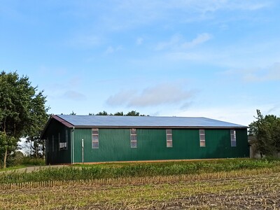 PV auf Maschinenhalle - © Helmut Wahl PV auf Maschinenhalle