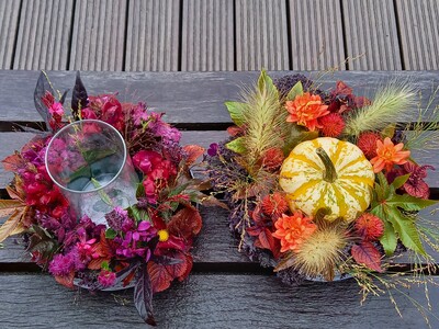 Kleine aparte Blütenkränze - © Ursel Kruse Herbstkranz