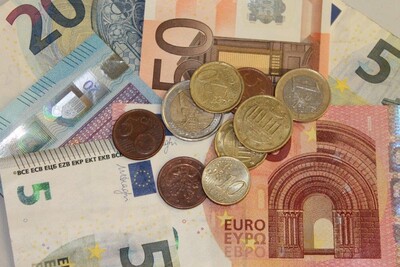 Geld - © Iris Flentje /media/media/524C96F2-A97E-153C-D0620AEE6CE755D5.jpg