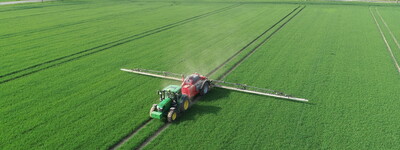 - © Helmut Maasberg Feldspritze