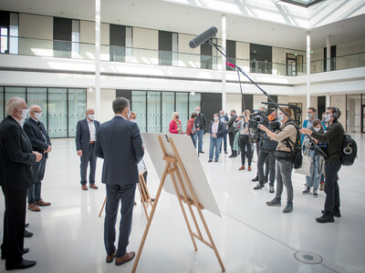 Pressekonferenz der Allianzpartner der Vereinbarung Der Niedersächsische Weg in Hannover: Am 29.10.2020 wurden die ausgehandelten Eckpfeiler für mehr Natur- und Artenschutz vorgestellt und diese erneut mit einer Unterschrift bekräftigt.