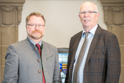 Gerhard Schwetje (rechts), Präsident der Landwirtschaftskammer Niedersachsen, und Kammerdirektor Dr. Bernd von Garmissen (Aufnahme vom 05.02.2024).