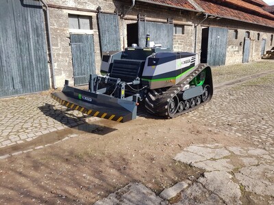 autonomer Schlepper