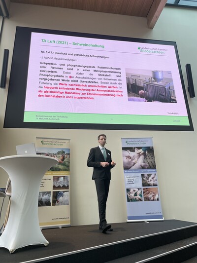 Vortrag von Marc-Alexander Lieboldt bei der Fachtagung zu Emissionen aus der Tierhaltung