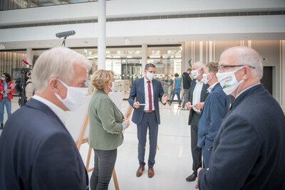 Pressekonferenz der Allianzpartner der Vereinbarung Der Niedersächsische Weg in Hannover: Am 29.10.2020 wurden die ausgehandelten Eckpfeiler für mehr Natur- und Artenschutz vorgestellt und diese erneut mit einer Unterschrift bekräftigt.