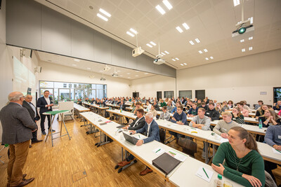 140 Besucherinnen und Besucher kamen zur 14. Beraterhochschultagung der Landwirtschaftskammer Niedersachsen am 21.10.2024 in der Hochschule Osnabrück.