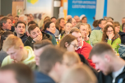 Der Grünlandtag war bestens besucht, die Markthalle voll.