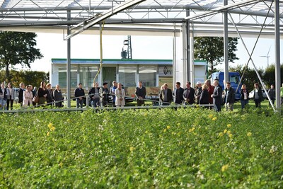 Das automatisch arbeitende Regenschutzdach in Hamerstorf ist am Donnerstag, 6. Oktober 2022, eingeweiht worden.