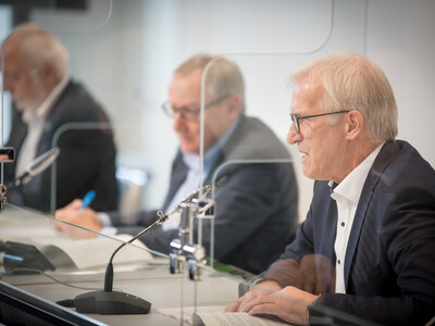 Pressekonferenz der Allianzpartner der Vereinbarung Der Niedersächsische Weg in Hannover: Am 29.10.2020 wurden die ausgehandelten Eckpfeiler für mehr Natur- und Artenschutz vorgestellt und diese erneut mit einer Unterschrift bekräftigt.