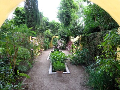 Mediterraner Garten