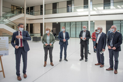 Pressekonferenz der Allianzpartner der Vereinbarung Der Niedersächsische Weg in Hannover: Am 29.10.2020 wurden die ausgehandelten Eckpfeiler für mehr Natur- und Artenschutz vorgestellt und diese erneut mit einer Unterschrift bekräftigt.