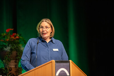 Die Themen Arbeitnehmerberatung und Sozioökonomie würden für die LWK immer wichtiger: Kammer-Vizepräsidentin Dagmar Heyens auf der Kammerversammlung am 21.11.2024 in Oldenburg.